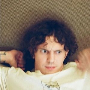 Meet your Posher, Kurtis